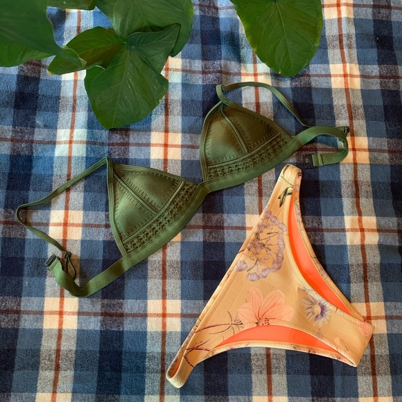 Triangl COCO - Floral Affair Bikini - Picture 6 of 11